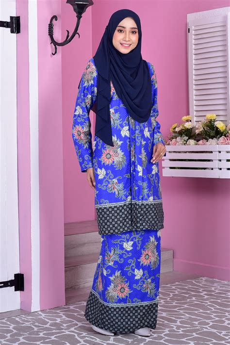 Baju Kebarung Batik Nazhia Blue Muslimahclothing