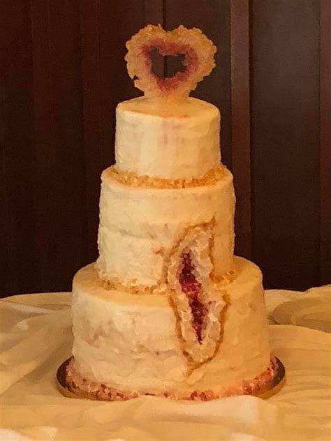 This Wedding Cake R Mildlyvagina