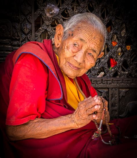 12 Beautiful Portraits Of Nepali People Inside Himalayas