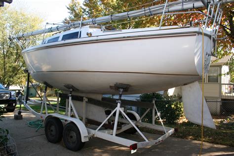 Catalina 27 Sailboat One Owner On Trailer Has Never Seen Saltwater