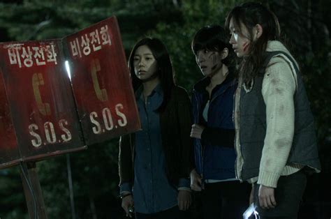 There are numerous korean horror films that appeal to a broad range of tastes and easily beat hollywood's offerings. Added new stills for the upcoming Korean movie "Horror ...