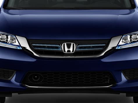 2014 Honda Accord Hybrid 4 Door Sedan Grille