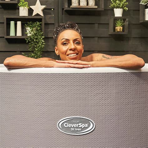 CleverSpa St Ives Person Drop Stitch Hot Tub Halo LED Light Homebase