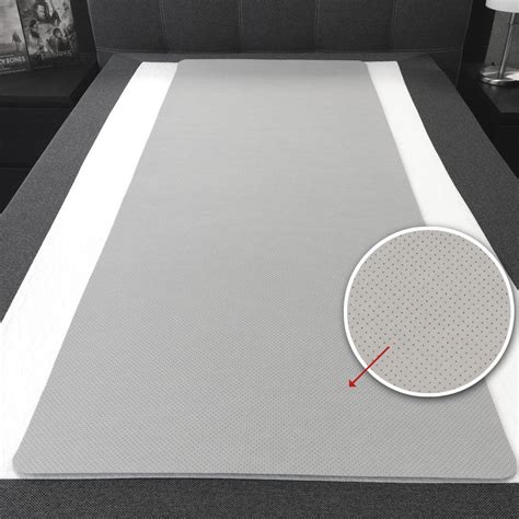 Aufgrund ihrer beschaffenheit aus taschenfederkern oder bonellfederkern, sowie ihrer ausgeprägten höhe, ist eine matratze in einem boxspringbett sehr formstabil, komfortabel und langlebig. Boxspringbetten haben gelegentlich ein kleines aber ...