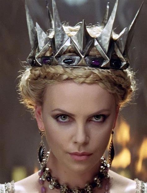 Pin By My Storybook On Snow White The Huntsman Charlize Theron