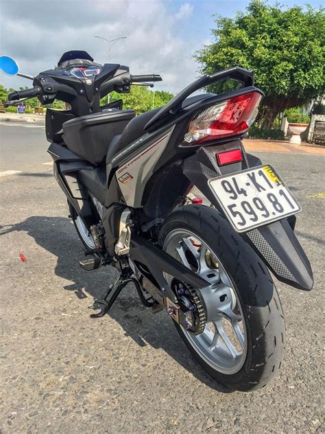 The honda pcx150 is a 150cc scooter with premium styling and features. Honda Winner 150 độ nhẹ với đội hình ốc Proti cực chuẩn ...