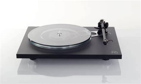 Rega Planar 6 Gets 5 Star Review From What Hifi Turntable Record