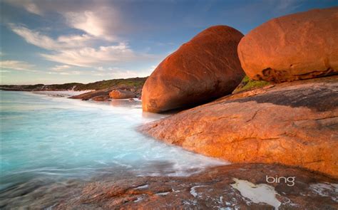 Beautiful Rocky Beach 2013 Bing Widescreen Wallpaper View