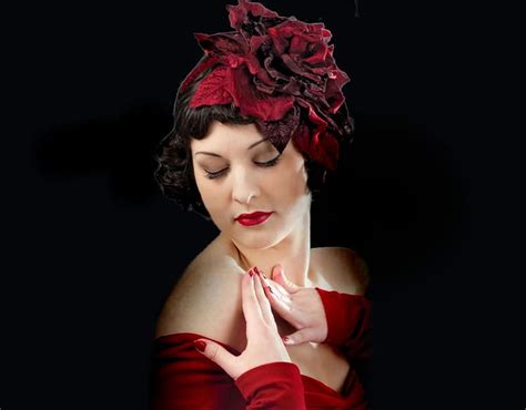 red fascinator hat pretty red lovely black women are special bonito lips nails eyes hair