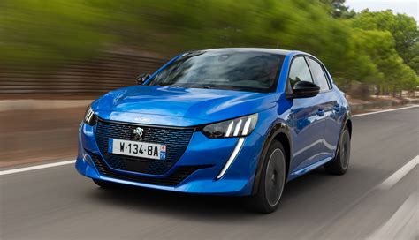 Elektro Peugeot E 208 Stößt Auf Großes Interesse Ecomentode