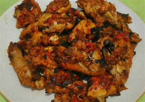 Dari foto fotonya buat ngiler semua p. Resep Ayam bakar bumbu balado (pake teflon) oleh Inyuzz - Cookpad