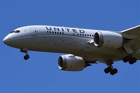 United Airlines Confirms It Will Revitalize Fleet With 30b Jet Order
