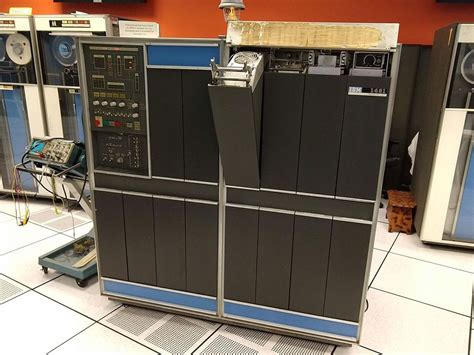 What Does It Take To Keep A Classic Mainframe Alive Ieee Spectrum