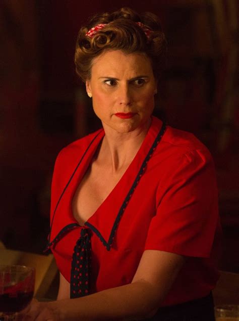 American Horror Story Season 4 Spoilers Check Out 7 Photos From ‘freak Show Episode 12