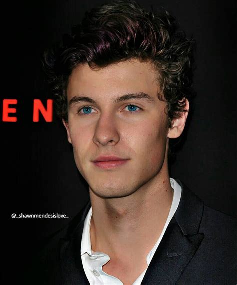 How Different N Handsome He Look Shawn Mendes Shawn Mendes Funny