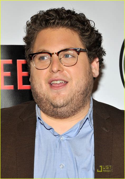 'superbad' actor jonah hill has lost weight and dramatically transformed his physique after gaining 40 pounds for a film role in jonah hill's body transformation: Jonah Hill: Before & After Dramatic Weight Loss!: Photo ...