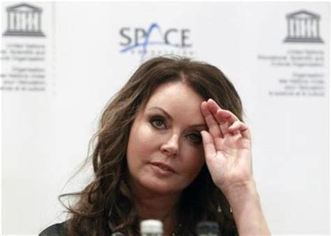 Sniffles Delay Singer Sarah Brightmans Space Training