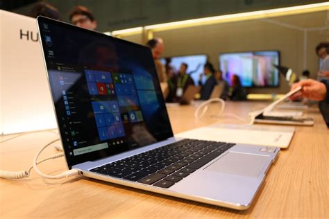 But it's well built, well equipped, and a refreshingly straightforward take on what a portable, mainstream laptop should be. Huawei MateBook 13: Antwort auf das neue MacBook Air im ...
