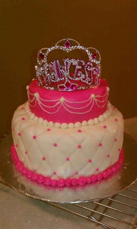 Wish the cute little princess on her 1st birthday with this lovely cake image. Category: - The Sweet & Sassy Baker