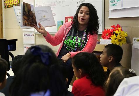As Daca Decision Looms San Antonio Educators Talk Support For