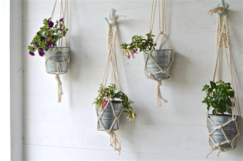#20 simple wavy macrame wall hanging. Macrame Plant Hanger Patterns for Beginners
