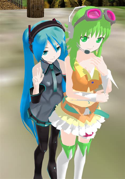 Miku And Gumi By Tifa Kawaii On Deviantart