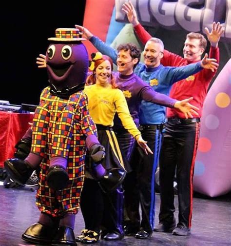 Mickey Mouse Wiggles