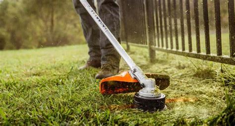 12 Best Grass Trimmers On The Market In 2020