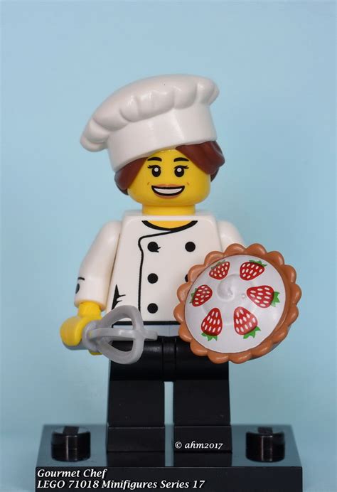 Lego 71018 Minifigures Series 17 03 Gourmet Chef Lego 7101 Flickr