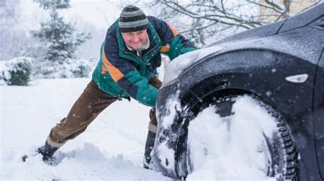 Your Guide To Getting A Car Unstuck In The Snow