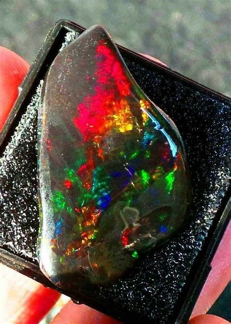 Black Opal Minerals And Gemstones Crystals Crystals And Gemstones