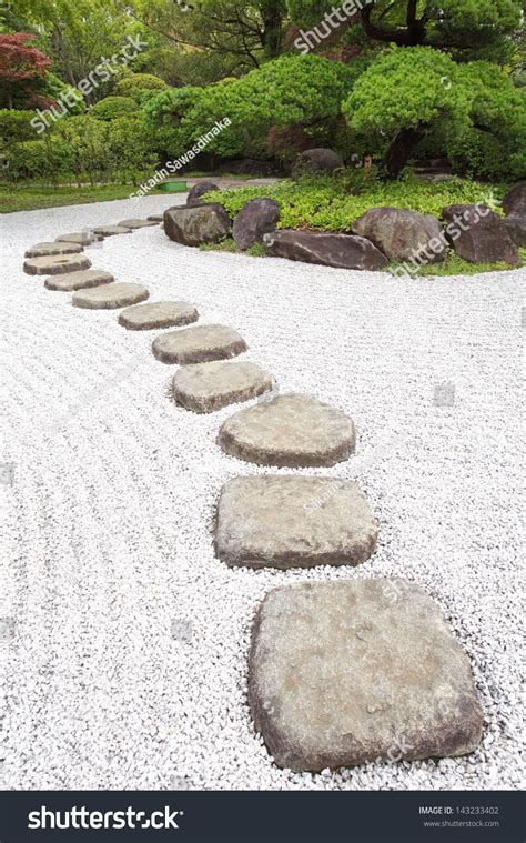 Zen Stone Path Japanese Garden Stock Photo 143233402 Shutterstock