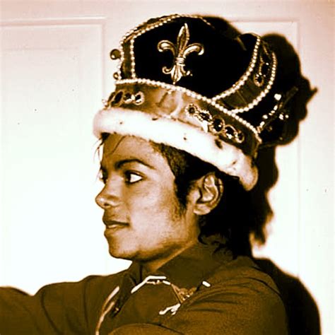 Michael Jackson The King Of Pop Forever Crowned As King Michael