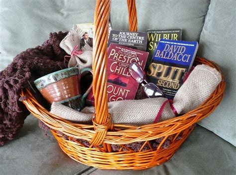 Check spelling or type a new query. book lover basket | Gift Idea's | Pinterest | Book lovers ...