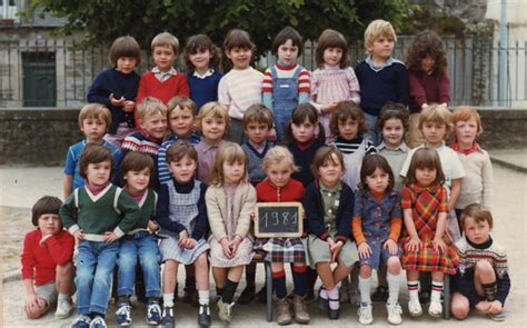 Photo De Classe Moyenne Section Maternelle De 1981 ECOLE PRIMAIRE