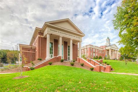 Experience Emory And Henry College In Virtual Reality
