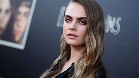 Shes Back Cara Delevingne Is The New Face Of Ysl