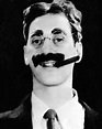 File:Groucho Marx.jpg - Wikimedia Commons