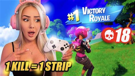 Fortnite Challenge 1 Kill Remove 1 Piece Of Clothing Risky Youtube