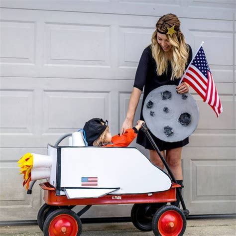 Diy Kids Astronaut Costume And Space Shuttle Wagon Mommy And Me