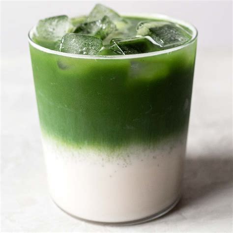 Quick And Easy Iced Matcha Latte Oh How Civilized