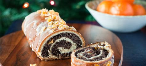 Once the holiday monotony hits, try these christmas dessert recipes that feature seasonal flavors in new and creative ways. Traditional Polish Dessert Recipe Makowiec (Poppy seed ...