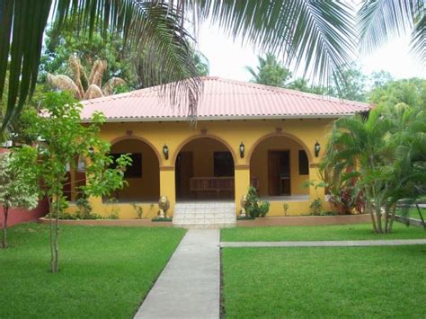 Luxury Vacation Home In El Salvador Property Details