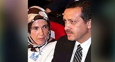 Magazin şevval sam sezen aksu sertab erener melisa döngel. Emine Erdoğan kimdir? Aslen nerelidir biyografisi?-O ...