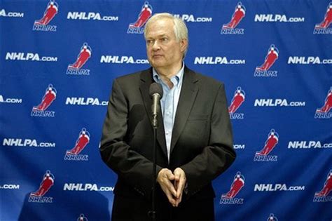 Donald Fehr Questions Nhls Contract Offer In Letter To Players