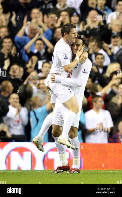 Tottenham Hotspurs Robbie Keane Celebrates His Goal Stock Photo Alamy