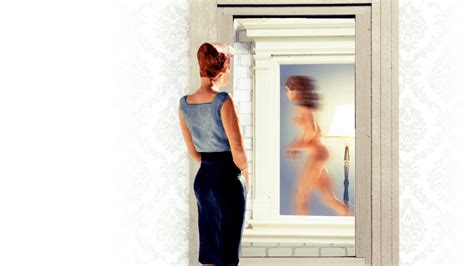Nude Woman Answers Door Naked Datawav Sexiezpicz Web Porn