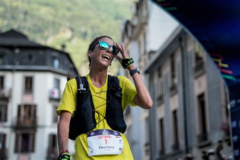 Utmb 2023 Jim Walmsley Et Courtney Dauwalter Triomphent à Chamonix