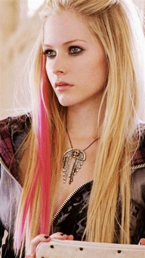 Avril Pink Streak