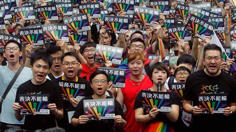 Taiwan Legislature Approves Asias First Same Sex Marriage Law The